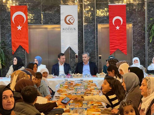 8 DÜNYA KADINLAR GÜNÜNDE İFTAR PROGRAMI DÜZENLENDİ